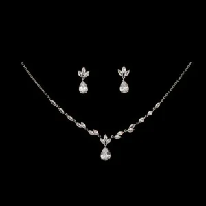 Ensemble collier et boucle d'oreille à zircon
